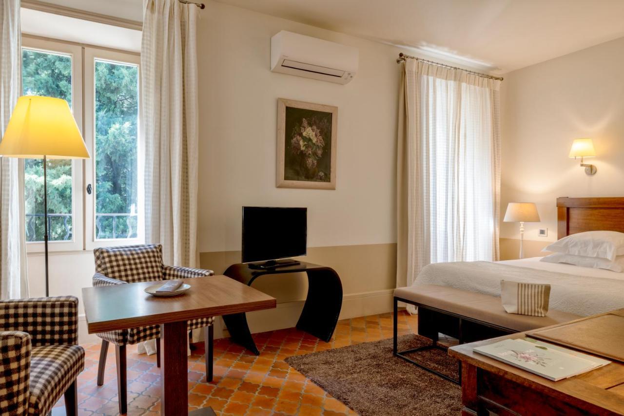 Le Prieure Hotel Villeneuve-lès-Avignon Eksteriør billede