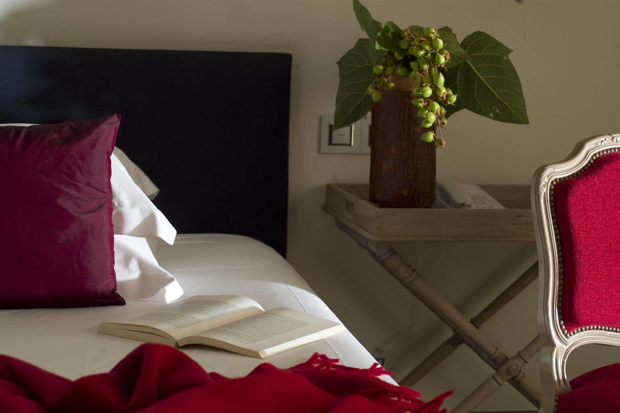Le Prieure Hotel Villeneuve-lès-Avignon Eksteriør billede